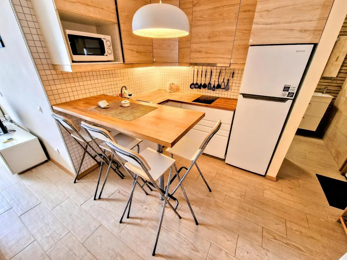 Yellow Mountain Apartment 德尔锡伦西奥海岸